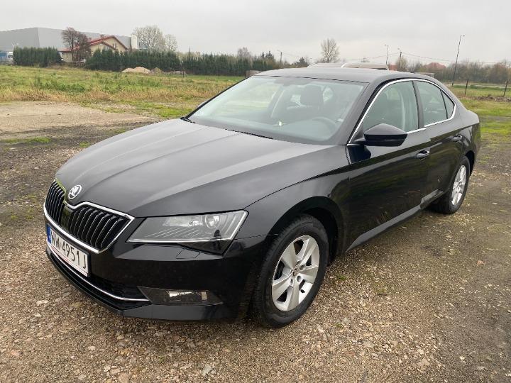 Photo 0 VIN: TMBAG7NP0J7529696 - SKODA SUPERB HATCHBACK 