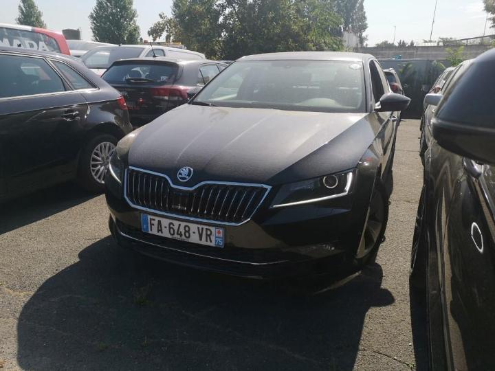 Photo 1 VIN: TMBAG7NP1J7610349 - SKODA SUPERB 