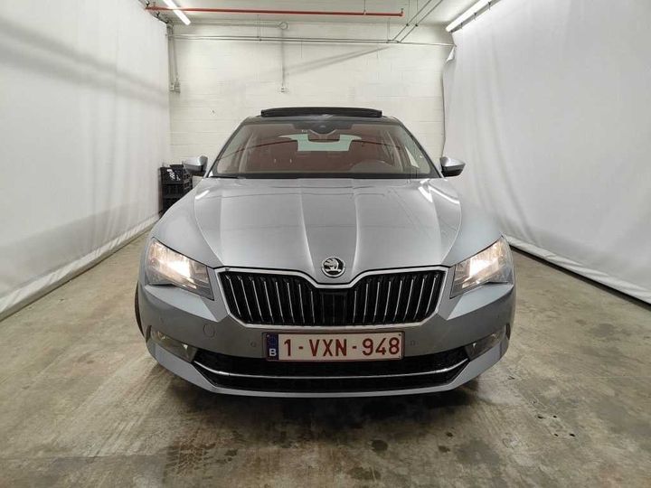 Photo 4 VIN: TMBAG7NP1K7058692 - SKODA SUPERB 