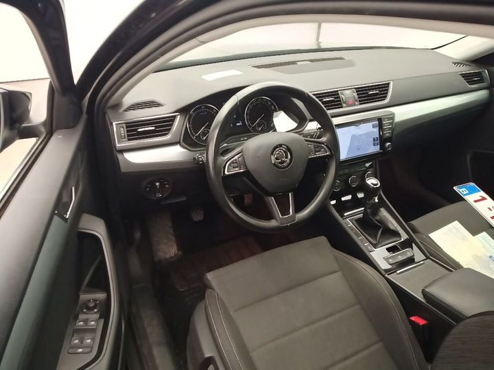 Photo 9 VIN: TMBAG7NP2H7028609 - SKODA SUPERB 