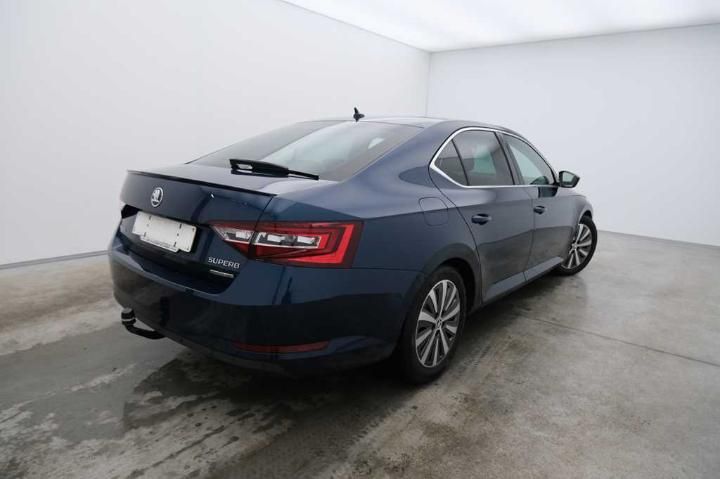 Photo 2 VIN: TMBAG7NP2H7544064 - SKODA SUPERB 