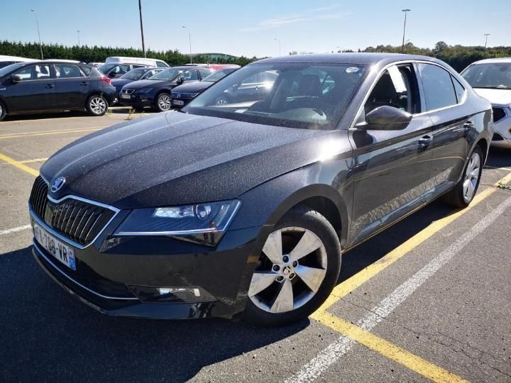 Photo 1 VIN: TMBAG7NP2J7611221 - SKODA SUPERB 