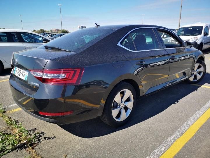 Photo 23 VIN: TMBAG7NP2J7611221 - SKODA SUPERB 