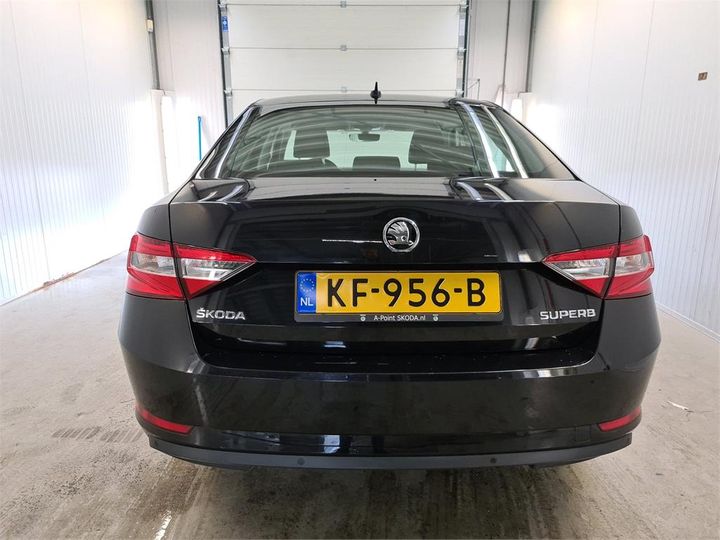 Photo 32 VIN: TMBAG7NP3H7015464 - SKODA SUPERB 