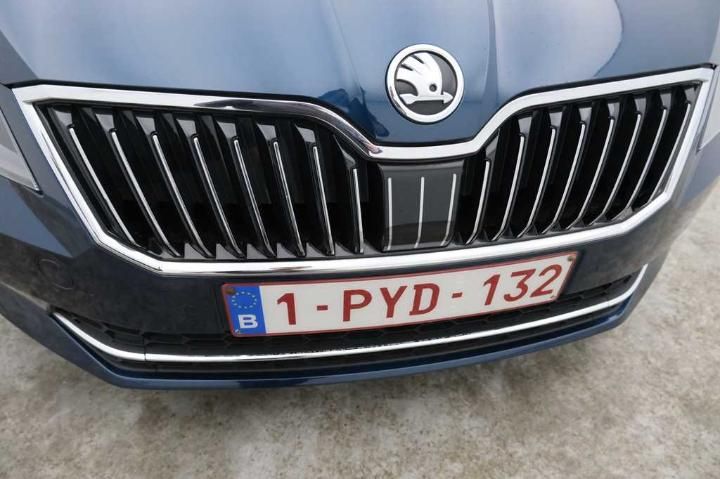 Photo 5 VIN: TMBAG7NP3H7032135 - SKODA SUPERB 