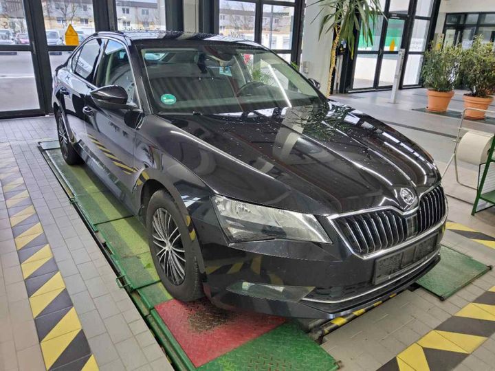 Photo 18 VIN: TMBAG7NP4J7597788 - SKODA SUPERB 