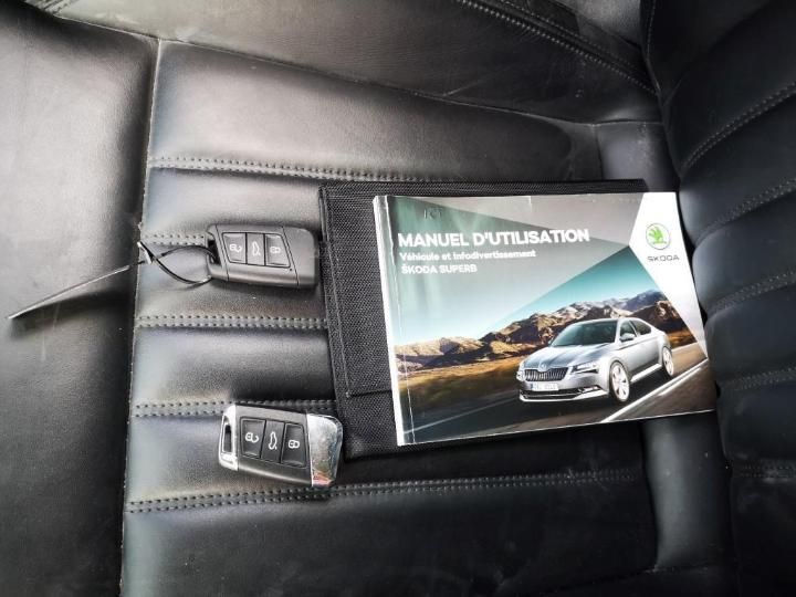 Photo 5 VIN: TMBAG7NP4J7610751 - SKODA SUPERB 