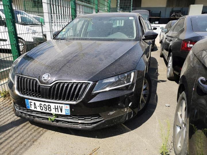 Photo 1 VIN: TMBAG7NP5J7586847 - SKODA SUPERB 