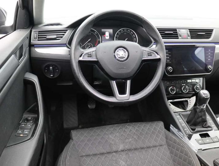 Photo 9 VIN: TMBAG7NP6J7512417 - SKODA SUPERB 