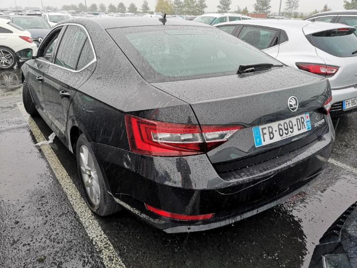 Photo 19 VIN: TMBAG7NP6J7592673 - SKODA SUPERB 