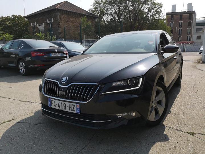 Photo 1 VIN: TMBAG7NP6J7610623 - SKODA SUPERB 