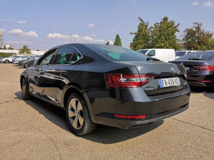 Photo 13 VIN: TMBAG7NP6J7610623 - SKODA SUPERB 