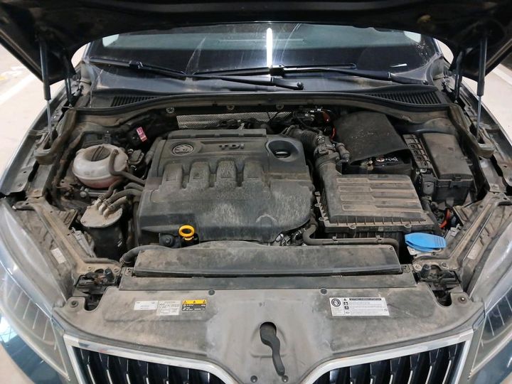 Photo 9 VIN: TMBAG7NP7H7523100 - SKODA SUPERB 