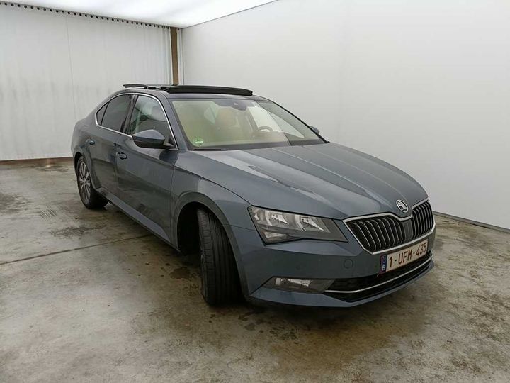 Photo 8 VIN: TMBAG7NP7J7587059 - SKODA SUPERB 