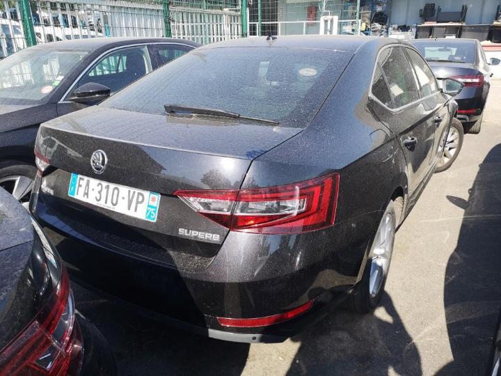 Photo 9 VIN: TMBAG7NP7J7589474 - SKODA SUPERB 