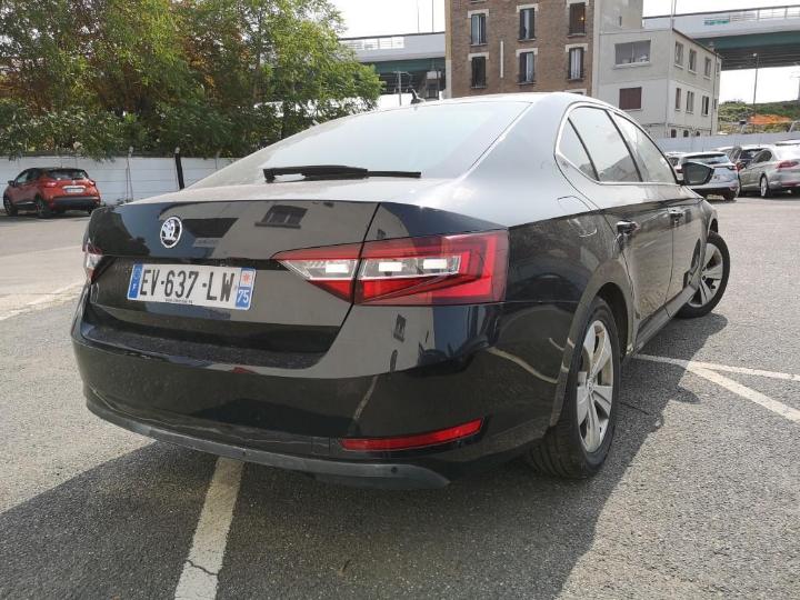 Photo 5 VIN: TMBAG7NP8J7535049 - SKODA SUPERB 