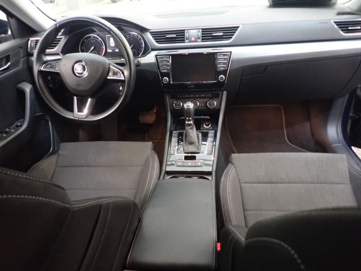 Photo 6 VIN: TMBAG7NP9H7027456 - SKODA SUPERB 