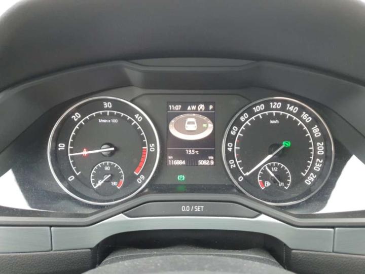 Photo 15 VIN: TMBAG7NPXH7033797 - SKODA SUPERB 