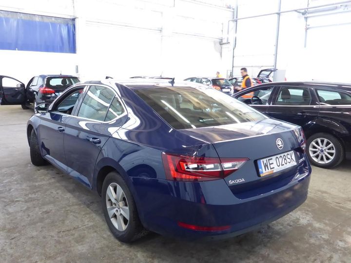 Photo 4 VIN: TMBAG7NPXJ7544187 - SKODA SUPERB 