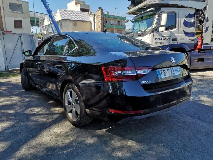 Photo 12 VIN: TMBAG7NPXJ7611144 - SKODA SUPERB 