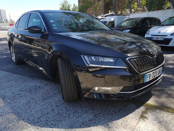 Photo 4 VIN: TMBAG7NPXJ7611144 - SKODA SUPERB 