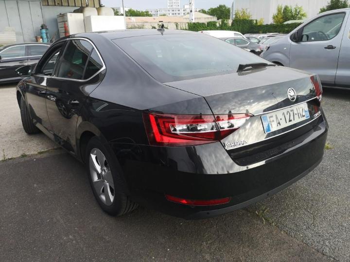 Photo 6 VIN: TMBAG7NPXJ7611399 - SKODA SUPERB 