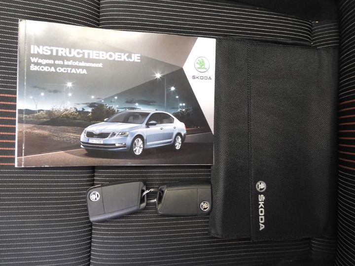 Photo 10 VIN: TMBAG9NE2J0094991 - SKODA OCTAVIA 