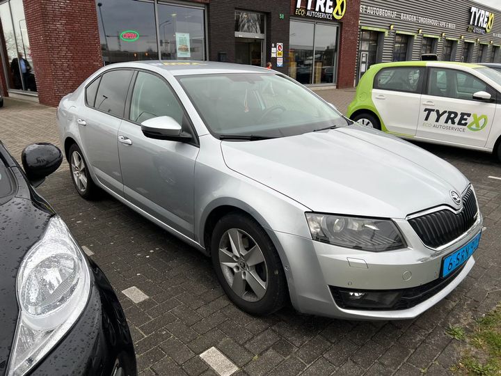 Photo 4 VIN: TMBAG9NE4E0111876 - SKODA OCTAVIA 