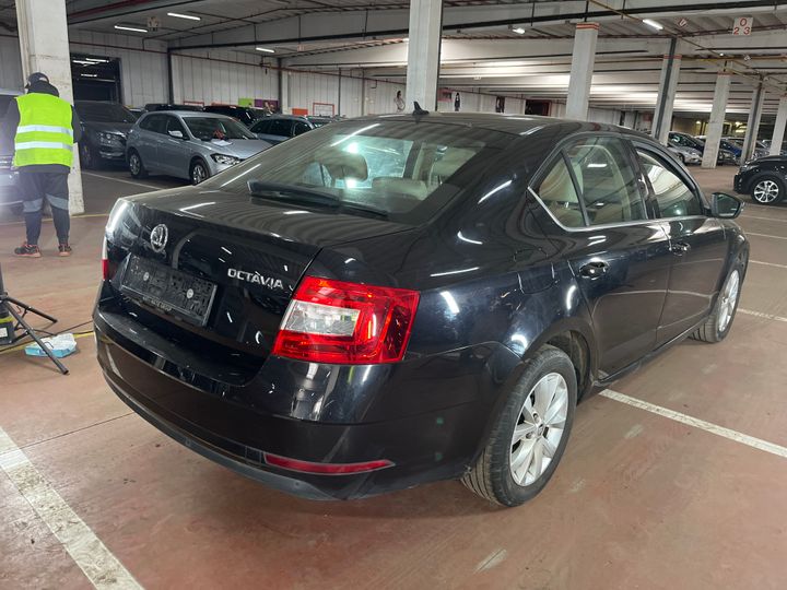 Photo 11 VIN: TMBAG9NE5J0301924 - SKODA OCTAVIA 