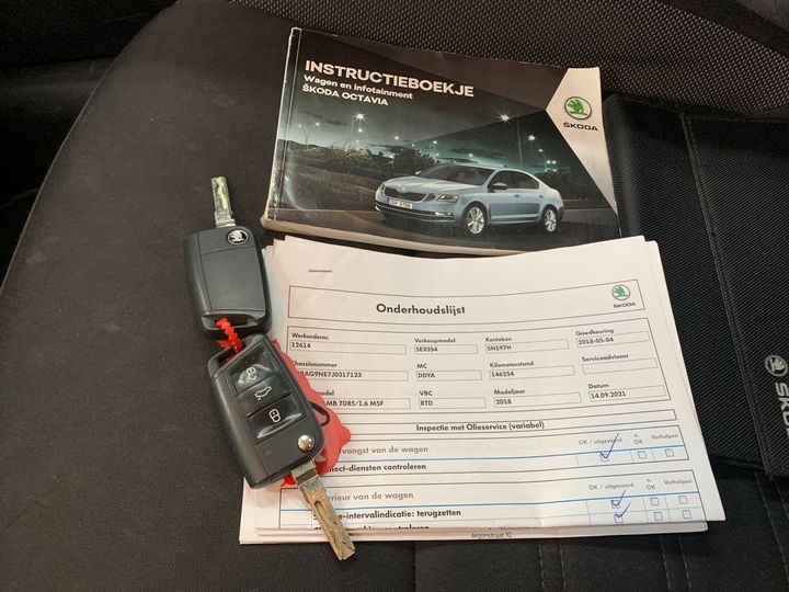 Photo 19 VIN: TMBAG9NE7J0317123 - SKODA OCTAVIA 