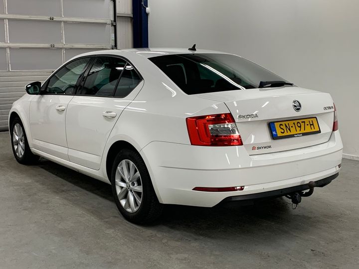 Photo 2 VIN: TMBAG9NE7J0317123 - SKODA OCTAVIA 