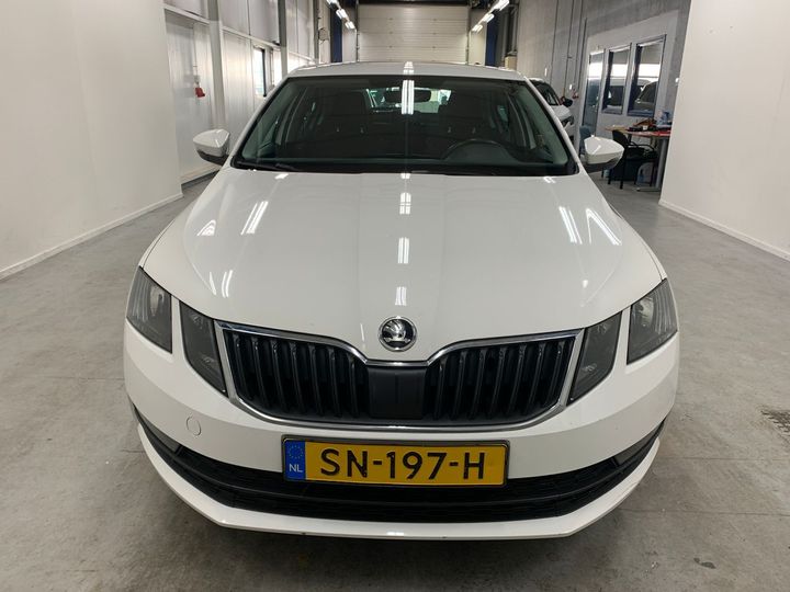 Photo 8 VIN: TMBAG9NE7J0317123 - SKODA OCTAVIA 