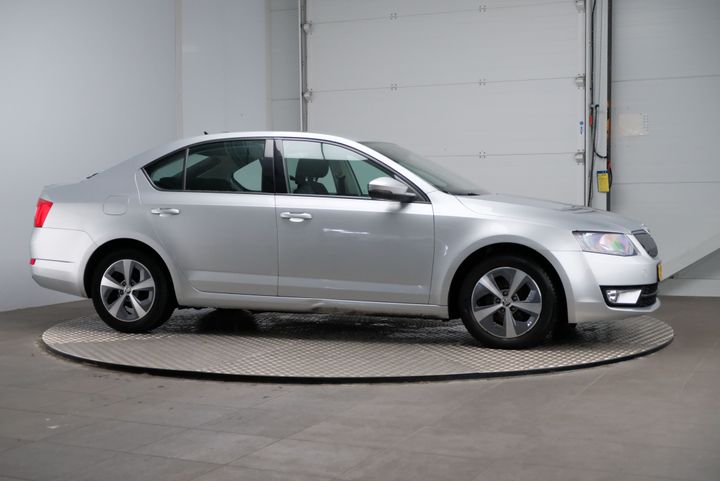 Photo 5 VIN: TMBAG9NEXG0222922 - SKODA OCTAVIA 