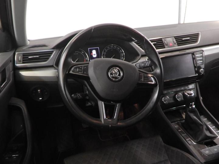 Photo 9 VIN: TMBAG9NP0H7010167 - SKODA SUPERB 