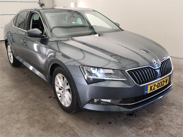 Photo 11 VIN: TMBAG9NP0H7035988 - SKODA SUPERB 