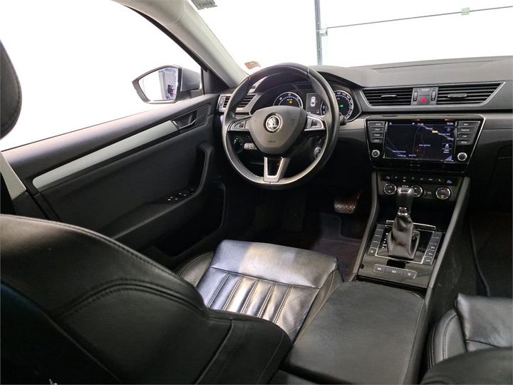 Photo 6 VIN: TMBAG9NP0H7041869 - SKODA SUPERB 