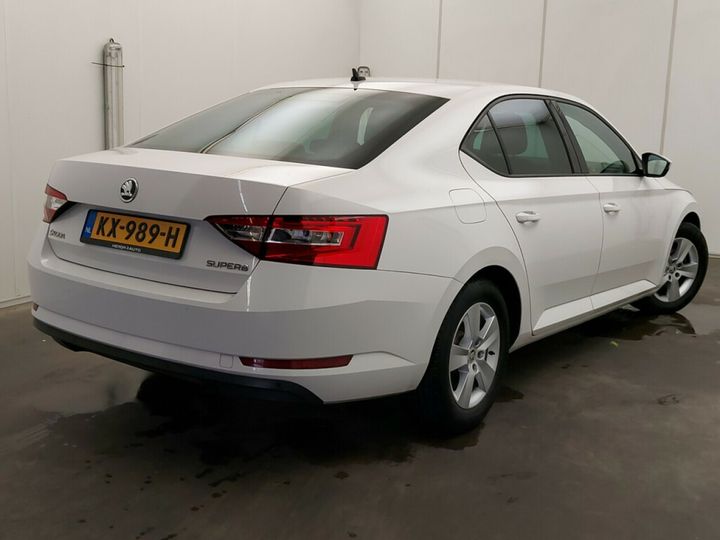 Photo 2 VIN: TMBAG9NP0H7512905 - SKODA SUPERB 