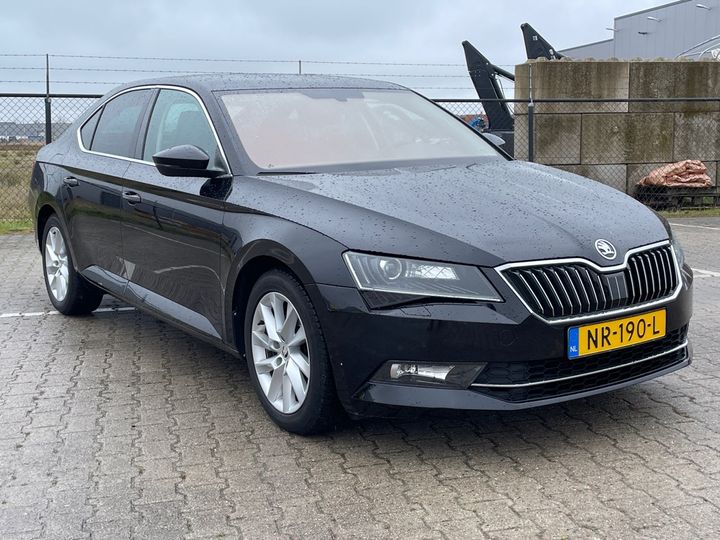 Photo 2 VIN: TMBAG9NP0H7531163 - SKODA SUPERB 