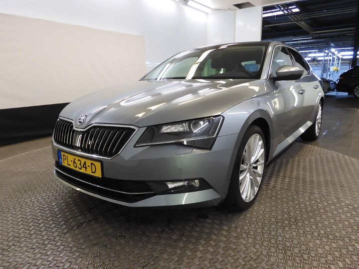 Photo 1 VIN: TMBAG9NP0H7537982 - SKODA SUPERB 