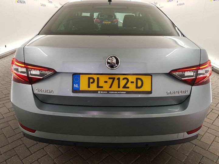 Photo 16 VIN: TMBAG9NP0J7505118 - SKODA SUPERB 