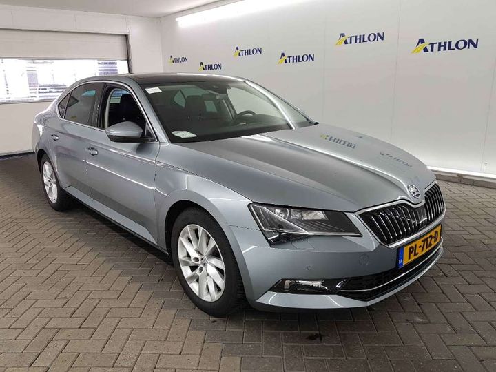 Photo 2 VIN: TMBAG9NP0J7505118 - SKODA SUPERB 