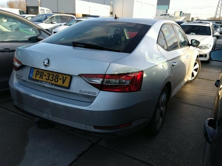 Photo 2 VIN: TMBAG9NP1J7515415 - SKODA SUPERB 