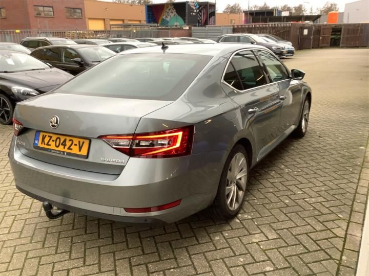 Photo 2 VIN: TMBAG9NP2H7507849 - SKODA SUPERB 