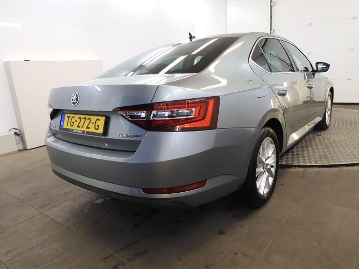 Photo 2 VIN: TMBAG9NP2J7597803 - SKODA SUPERB 