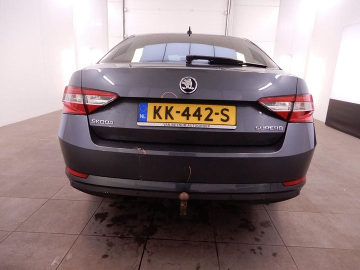 Photo 32 VIN: TMBAG9NP3H7030123 - SKODA SUPERB 