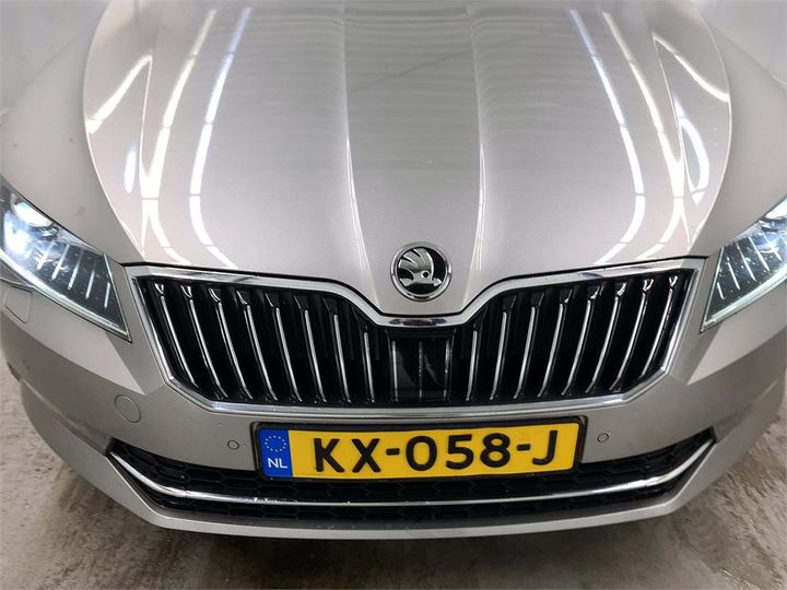 Photo 11 VIN: TMBAG9NP3H7043275 - SKODA SUPERB 