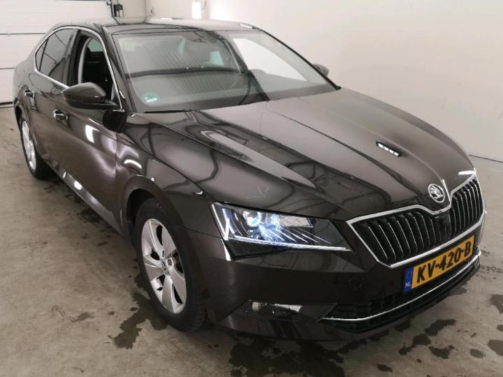 Photo 8 VIN: TMBAG9NP4H7016215 - SKODA SUPERB 