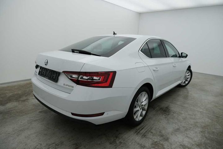 Photo 2 VIN: TMBAG9NP4H7025982 - SKODA SUPERB 