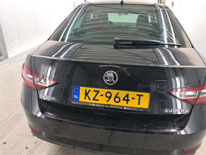 Photo 32 VIN: TMBAG9NP4H7043432 - SKODA SUPERB 