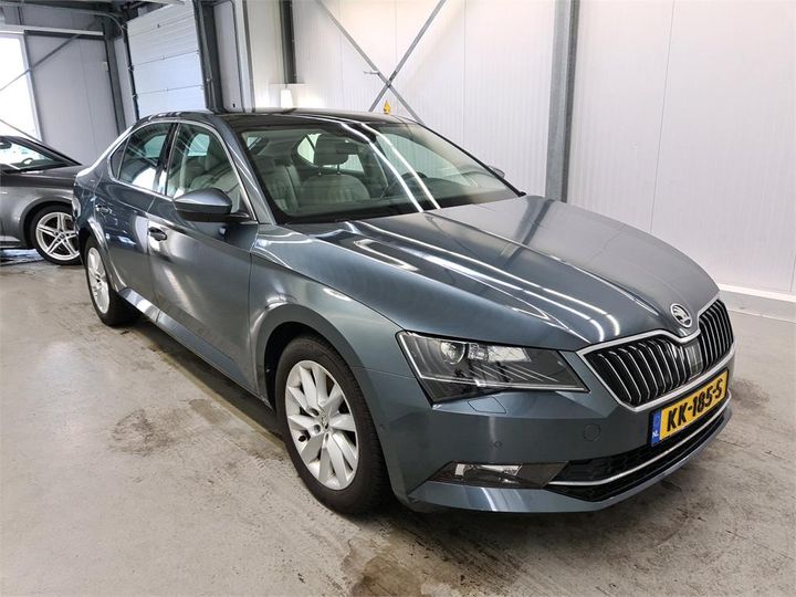 Photo 2 VIN: TMBAG9NP4H7502569 - SKODA SUPERB 